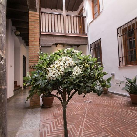 Apartamentos Nahira Suites 3000 Granada Eksteriør billede