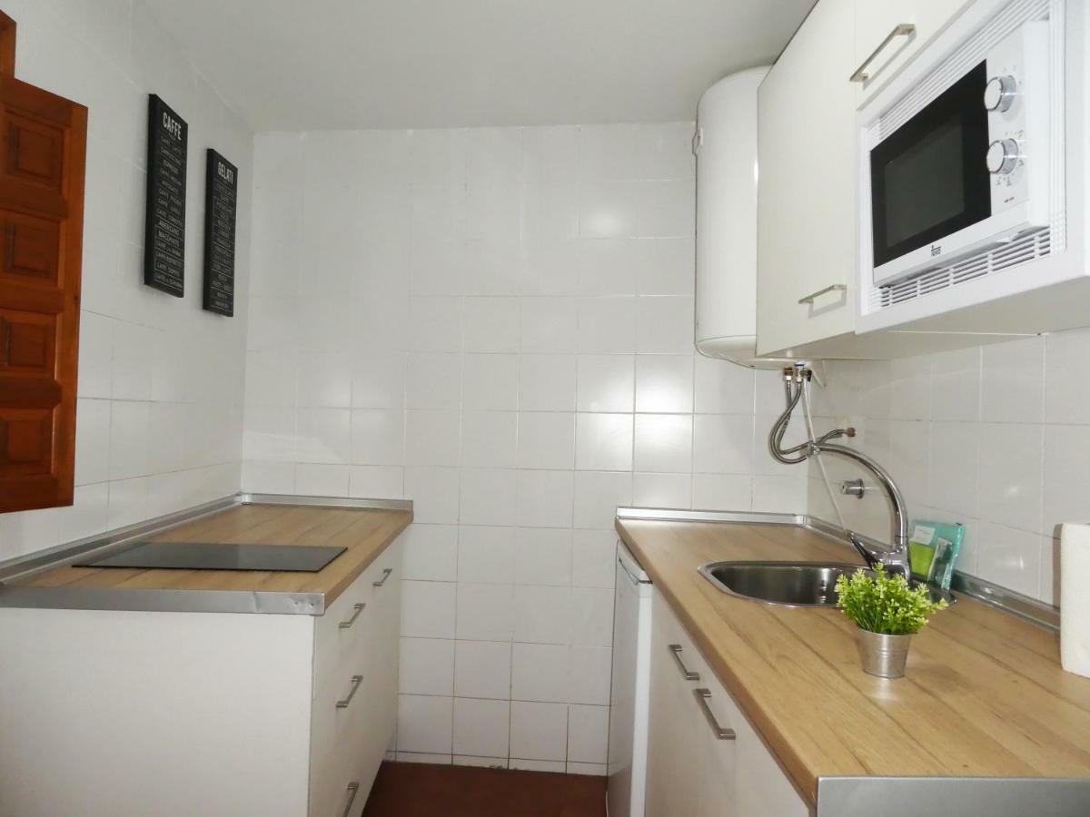 Apartamentos Nahira Suites 3000 Granada Eksteriør billede