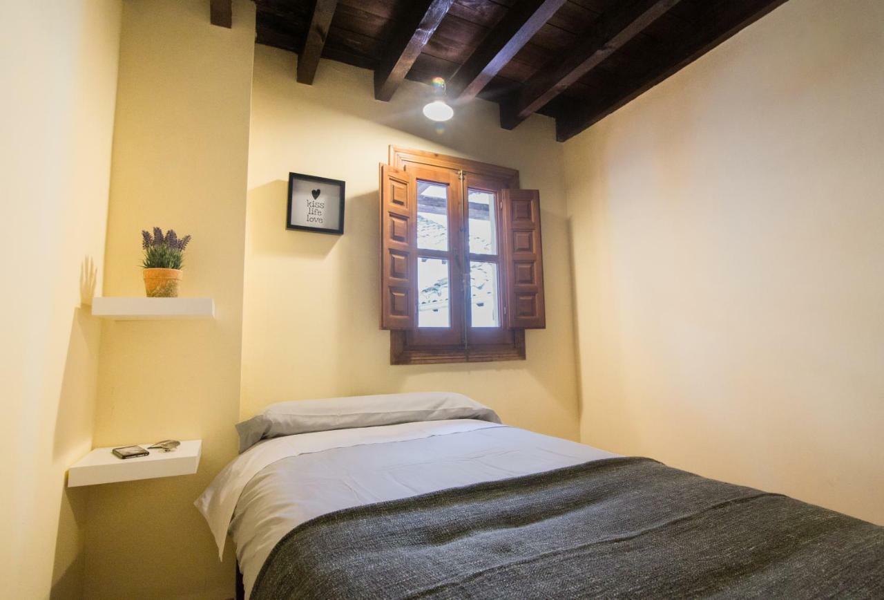 Apartamentos Nahira Suites 3000 Granada Eksteriør billede