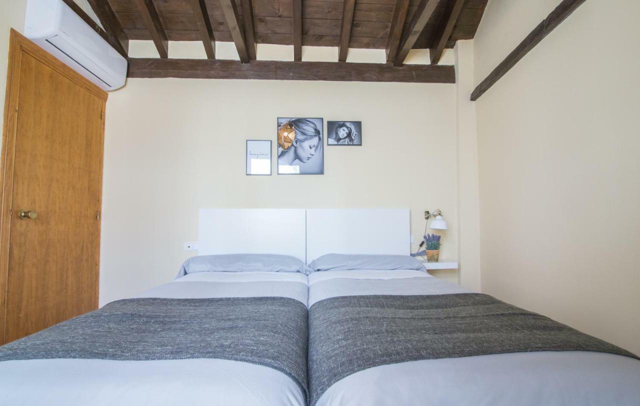 Apartamentos Nahira Suites 3000 Granada Eksteriør billede