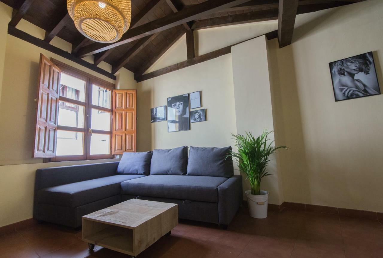 Apartamentos Nahira Suites 3000 Granada Eksteriør billede